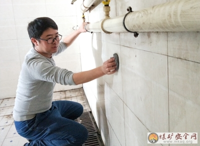 神華寧煤集團(tuán)煤制油化工公管公司義務(wù)勞動(dòng)讓職工浴室&ldquo;亮&rdquo;起來